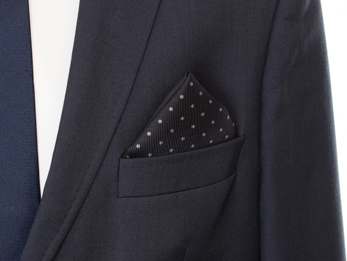 PJ-166 Silk Pocket Square with a Pattern(1)