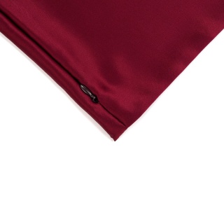 Jedwabna poszewka na poduszkę z satyny bordowa 40x40 cm jasiek