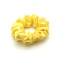 Frotka jedwabna scrunchie do włosów żółta