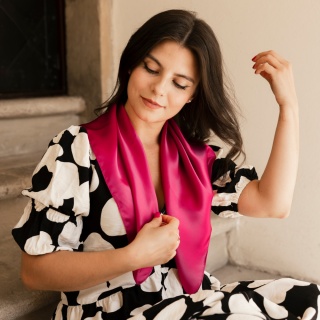 Amarantowa Jedwabna Apaszka Satynowa, 70x70cm