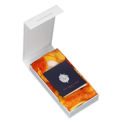 Pudełko prezentowe na apaszkę zamykane na magnes