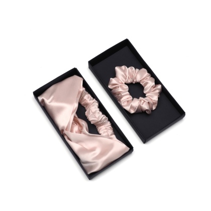 Jedwabny zestaw do włosów: opaska + gumka, pudrowo-różowy ZOG-008