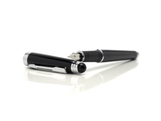Silver fountain pen with black agate