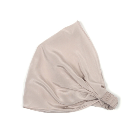 Jedwabna chustka na głowę z gumką w kolorze pudrowego różu