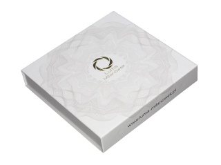 Pudełko prezentowe zamykane na magnes