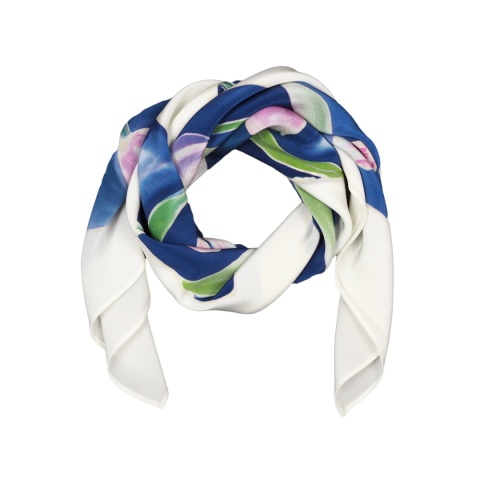 AM7-721 Silk Hand Painted Scarf 70x70cm