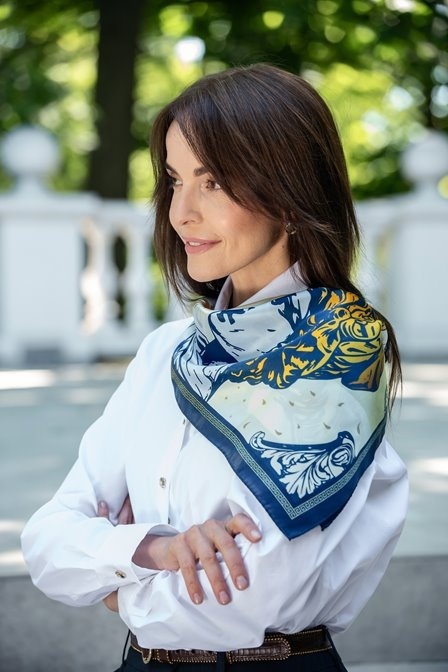 Jedwabna gawroszka jedwabna dwustronna antyczna Grecja 53x53cm AD5-158