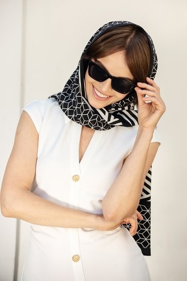 Double-sided silk scarf with geometric patterns 145x30cm SDM-04