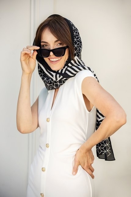 Double-sided silk scarf with geometric patterns 145x30cm SDM-04