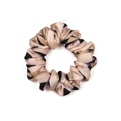 Thick scrunchie scrunchie