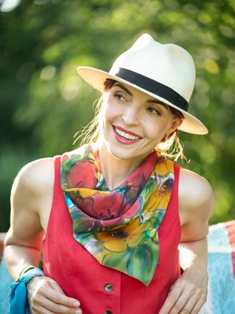 Apaszka jedwabna ręcznie malowana, Polne kwiaty 70x70cm AM7-026