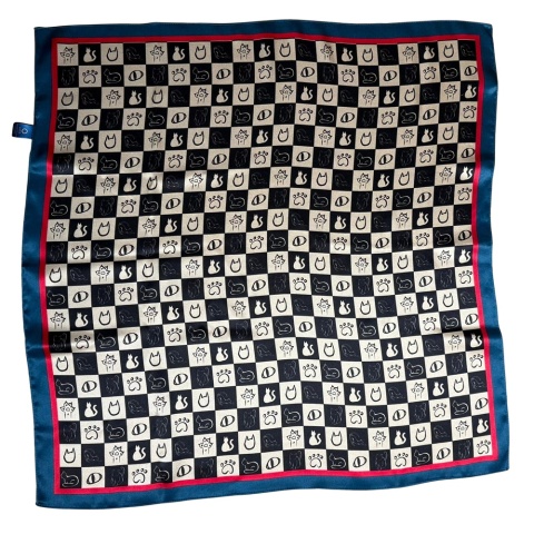 Unikat jedwabna apaszka w koty 68x68cm AD7-029