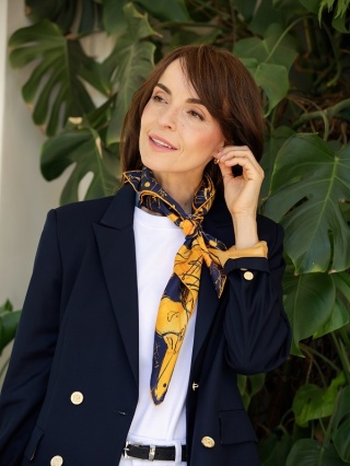 Jedwabna apaszka zodiak Rak Anna Halarewicz 68x68cm AZ-04