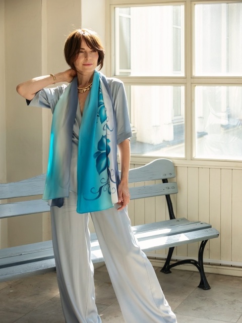 SZ-347 Blue-white hand painted silk long scarf, 170x45 cm