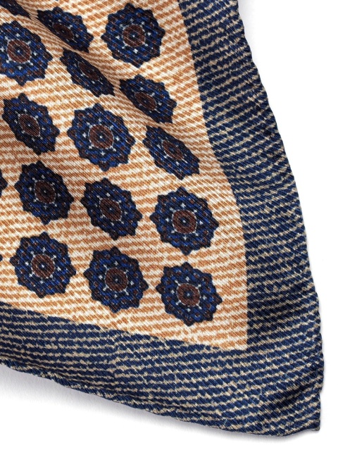 Jedwabna poszetka do garnituru 30x30 cm PJ-058