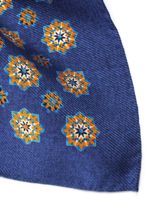 Jedwabna poszetka do garnituru 30x30 cm PJ-059