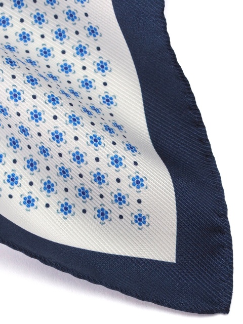 Jedwabna poszetka do marynarki 30x30 cm PJ-068