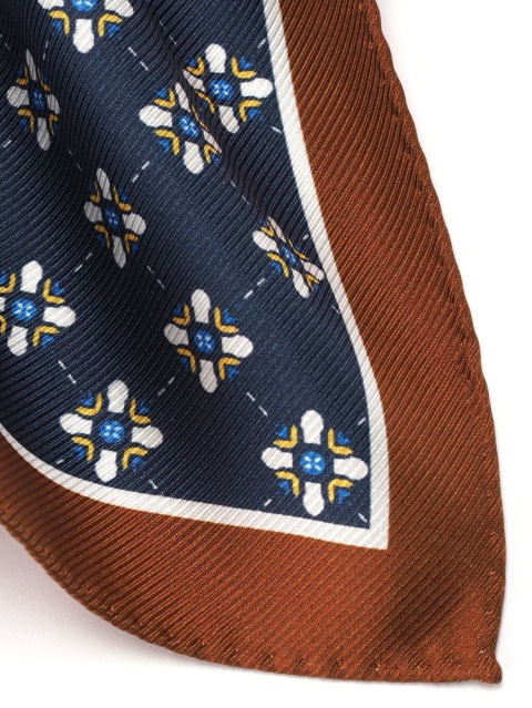 Jedwabna poszetka do marynarki 30x30 cm PJ-075