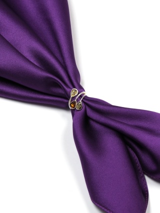 Srebrna apaszetka z bursztynem (pr. 925) AA-121