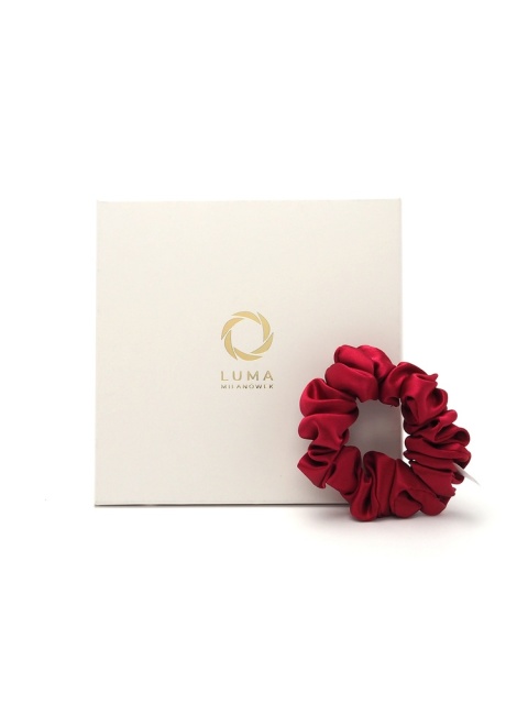 silk scrunchies