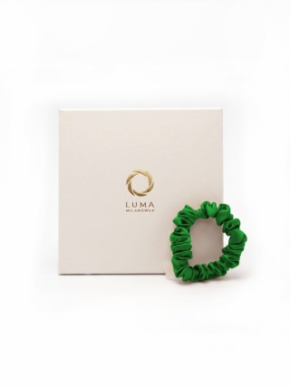 Satynowa gumka do włosów frotka scrunchie slim jasnozielona JGM-05